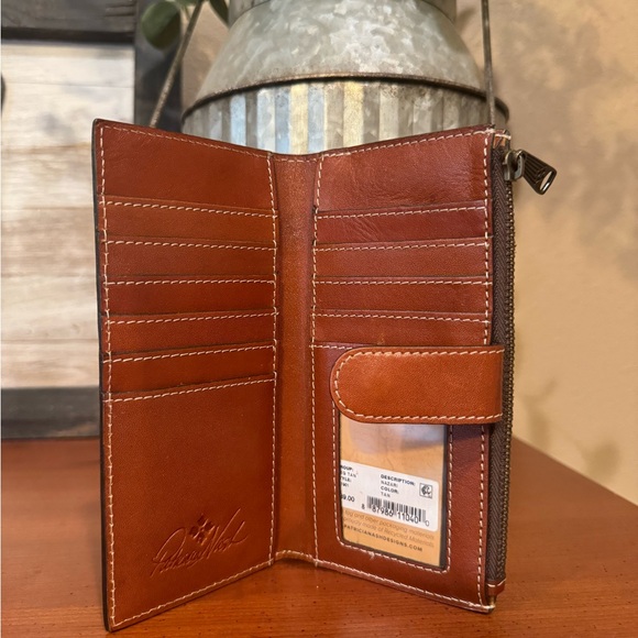 Patricia Nash wallet - Picture 4 of 6